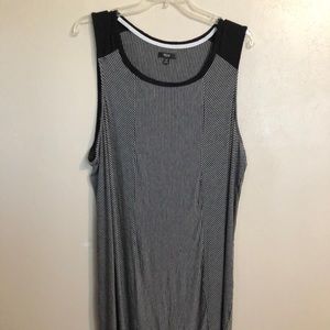 Vera Wang brand size 3X nightgown